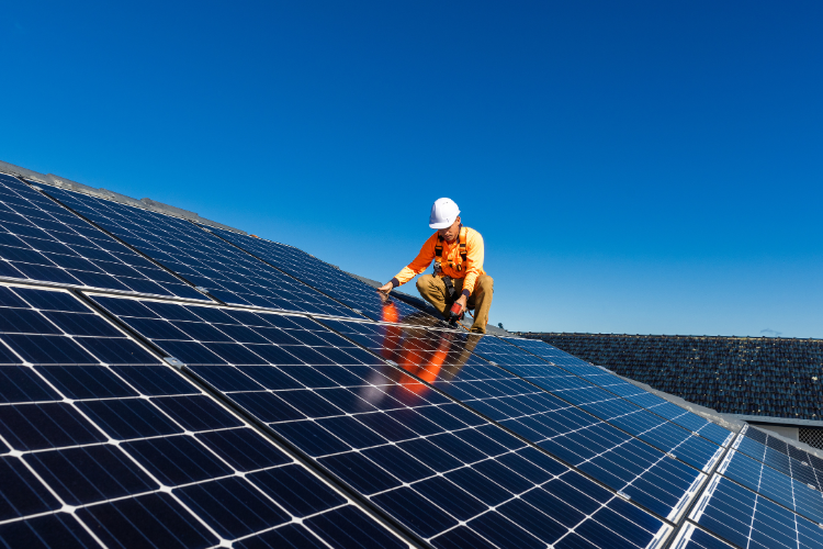 Six-Figure Invoice Finance Facility Fuels Growth For Social Housing Renewable Energy Specialist